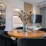 Apartment Gorski Mech - Zakopianskie Sauna & Jacuzzi & Silownia & Plac Zabaw *