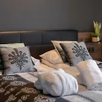 Apartment Gorski Mech - Zakopianskie Sauna & Jacuzzi & Silownia & Plac Zabaw