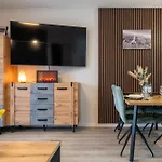 Apartment Gorski Mech - Zakopianskie Sauna & Jacuzzi & Silownia & Plac Zabaw *