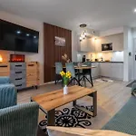 Apartment Gorski Mech - Zakopianskie Sauna & Jacuzzi & Silownia & Plac Zabaw